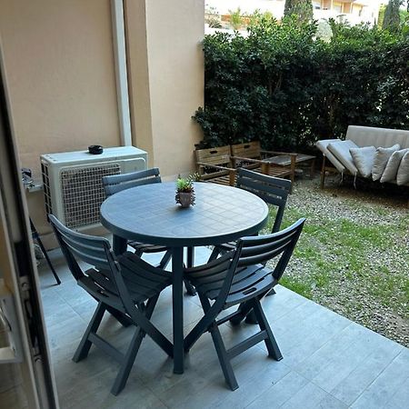 Studio Cabine Avec Jardin Apartment Canet-en-Roussillon Exterior foto