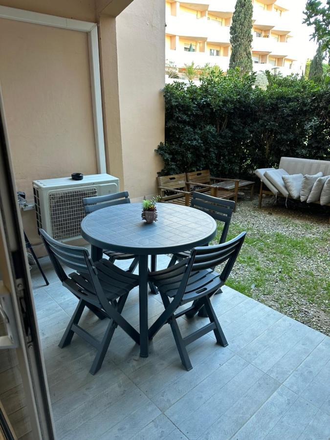 Studio Cabine Avec Jardin Apartment Canet-en-Roussillon Exterior foto